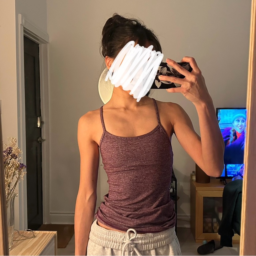 Lululemon tank top with bra